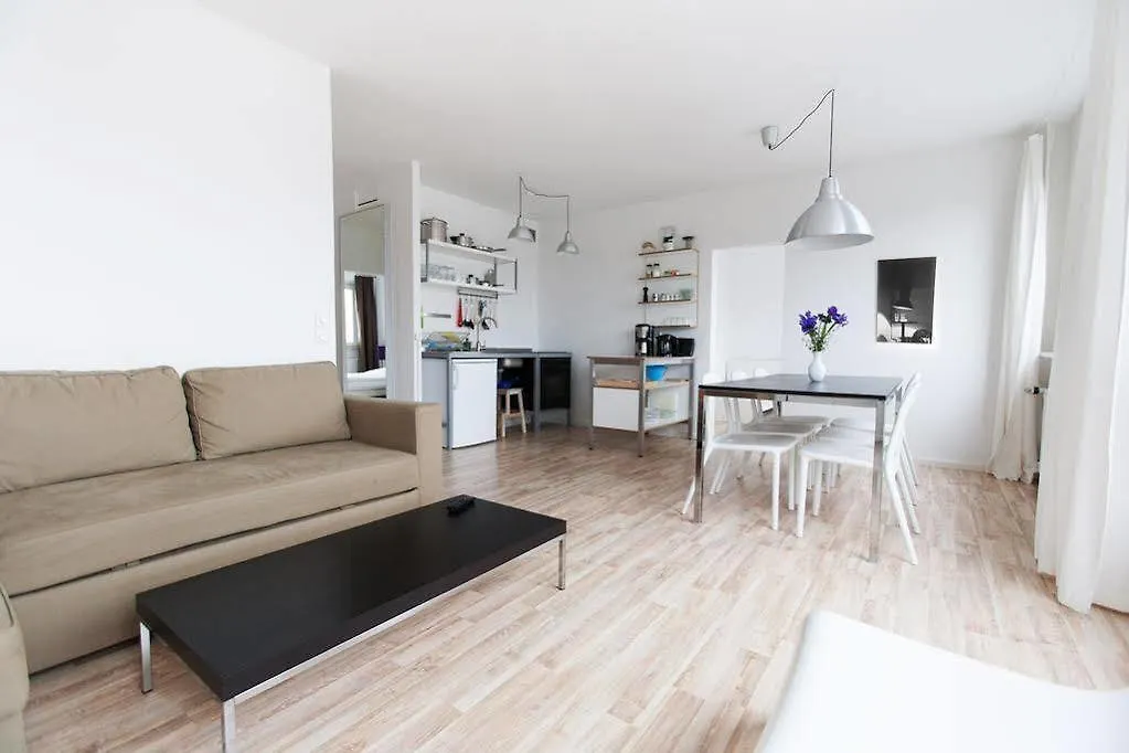 B! Apartments Berlín 0*,  Německo